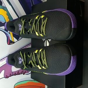 Nike Kobe Mamba Fury "Lakers Away"